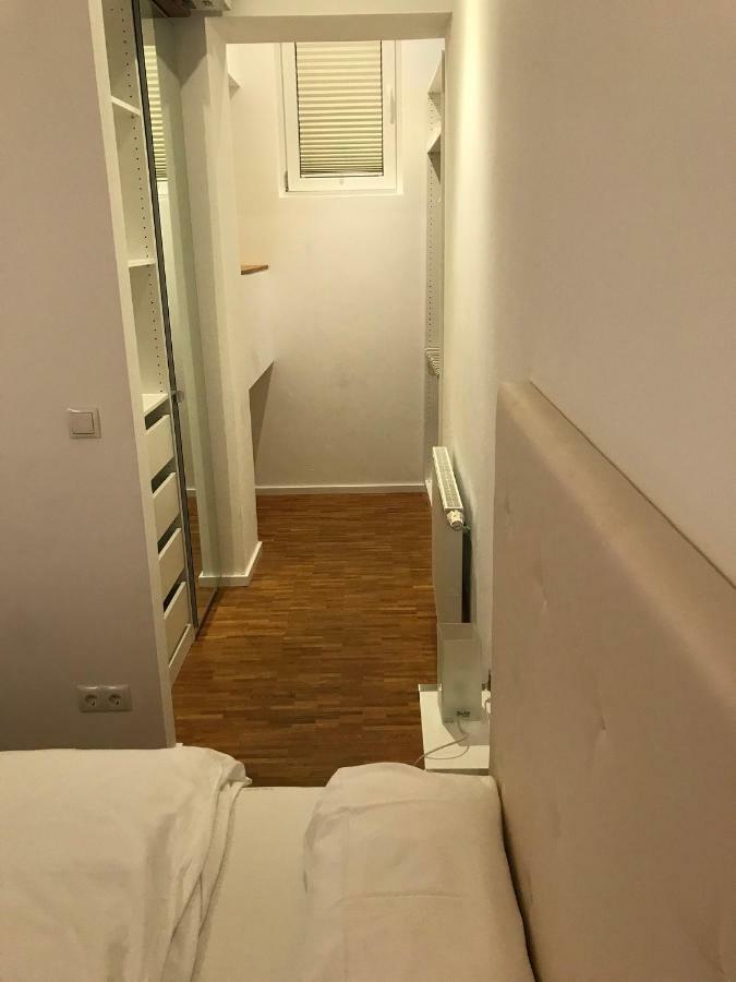 Modernes Apartment - Neustadt/Weinstrasse Stadt Neustadt an der Weinstraße Buitenkant foto