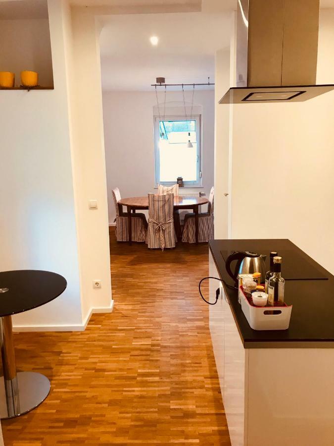 Modernes Apartment - Neustadt/Weinstrasse Stadt Neustadt an der Weinstraße Buitenkant foto